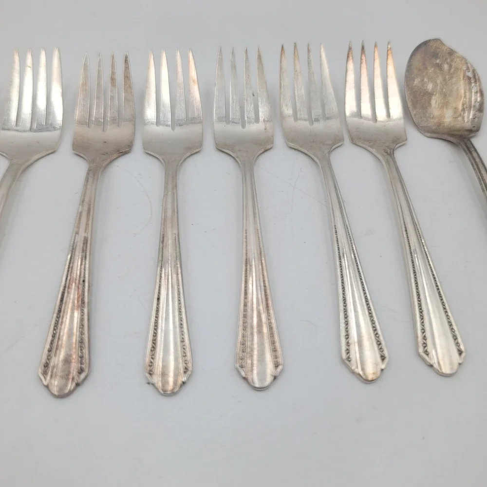 Wm. A. Rogers piece set